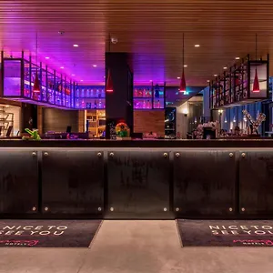 Moxy Frankfurt Airport 4*, Франкфурт-на-Майне Германия