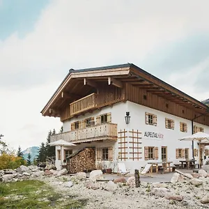 Alpeltalhuette Apartment
