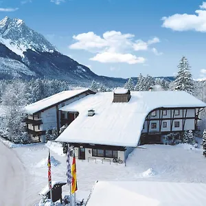 Quellenhof Hotel